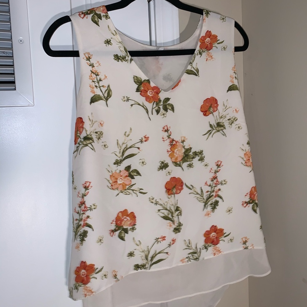 COPY - Light floral top